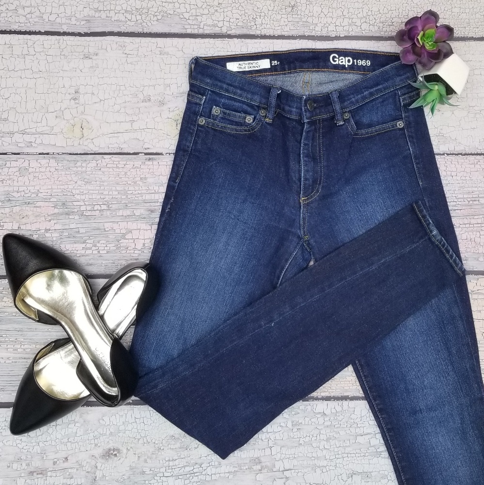GAP | Jeans | Authentic True Skinny | Size 25r